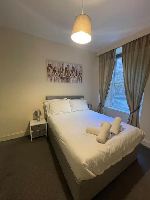 Two Bedroom Apartment-Central Edinburgh-Old Town-Licensed エクステリア 写真