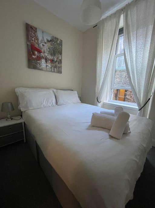 Two Bedroom Apartment-Central Edinburgh-Old Town-Licensed エクステリア 写真
