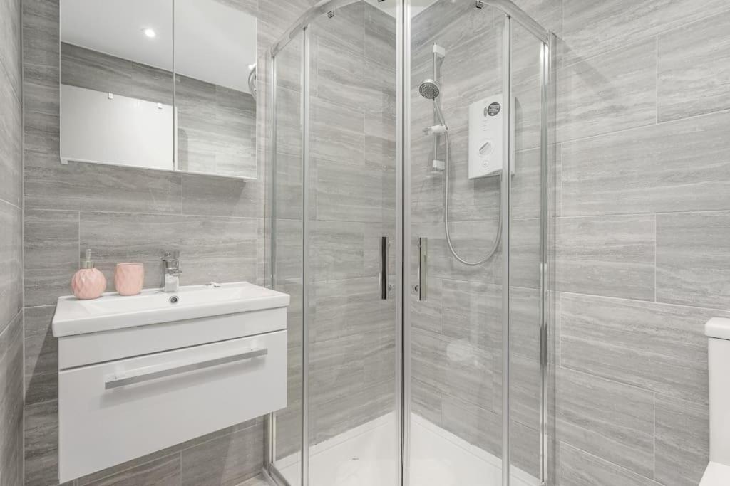 Two Bedroom Apartment-Central Edinburgh-Old Town-Licensed エクステリア 写真