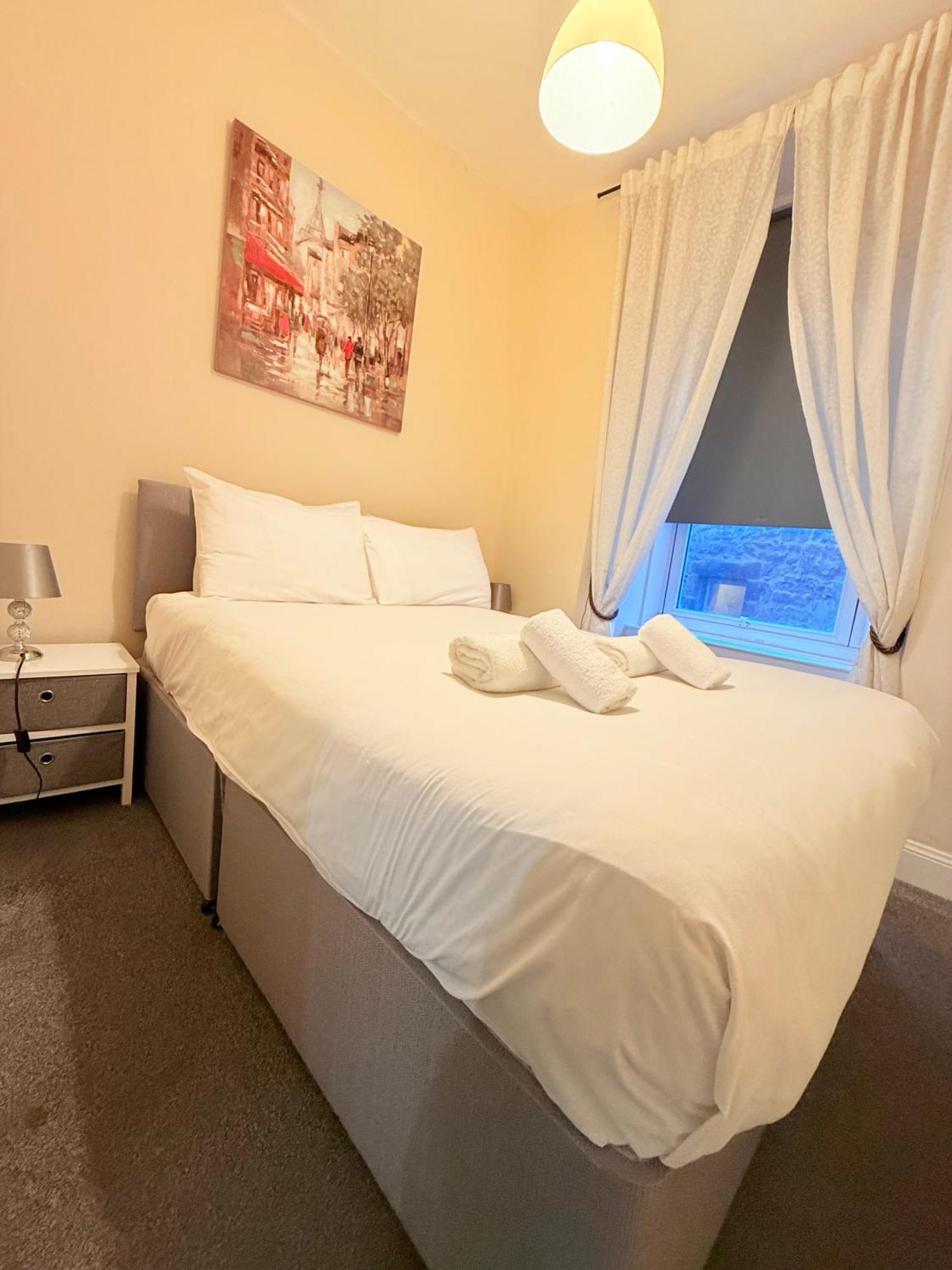 Two Bedroom Apartment-Central Edinburgh-Old Town-Licensed エクステリア 写真